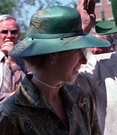 princess anne green dress Recycles at Ascot BLACK TIE DRESS