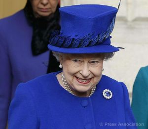 Queen Elizabeth, Nov. 29, 2013 in Angela Kelly | The Royal Hats Blog
