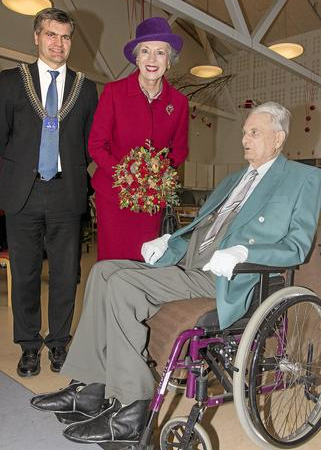 2013-12-03 care home anniversary 3