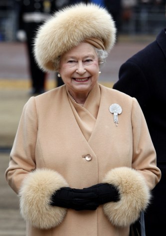 Queen Elizabeth, February 24, 2009  | The Royal Hats Blog