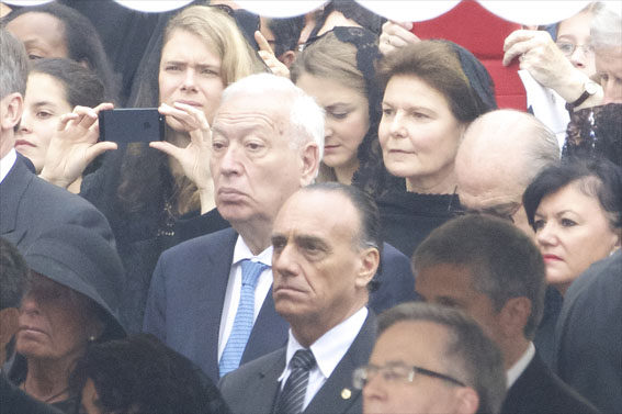 Princess Maria Annunciata and Princess Margaretha, April 27, 2014 | Royal Hats