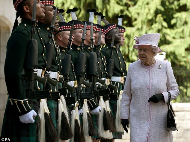 Queen Elizabeth, August 7, 2014 in Angela Kelly | Royal Hats
