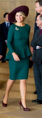 October 30, 2014 in Fabienne Delvigne | Royal Hats