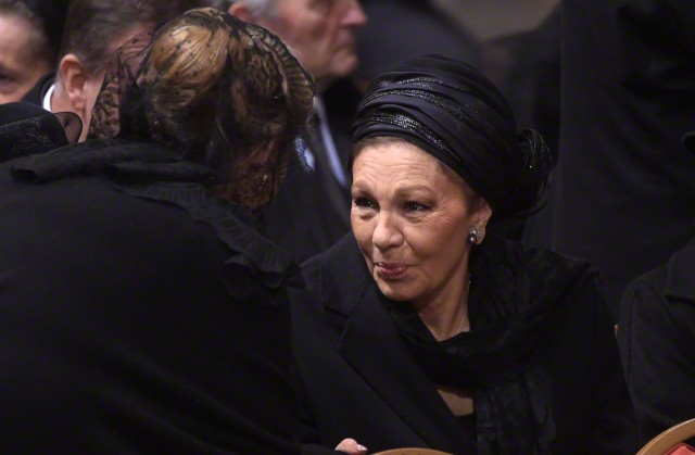 Empress Farah, December 12, 2014 | Royal Hats