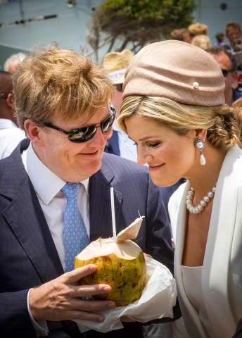 King Willem-Alexander and Queen Maxima in Oranjestad