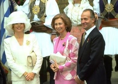 Queen Noor, July 1, 1995 | Royal Hats
