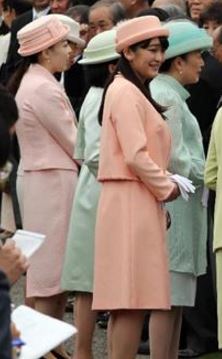 MIkasa Princesses, April 27, 2016 | Royal Hats