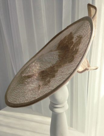 jane-corbett-lace-diskr