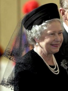 Queen Elizabeth, Oct 17, 2000 in Frederick Fox | Royal Hats