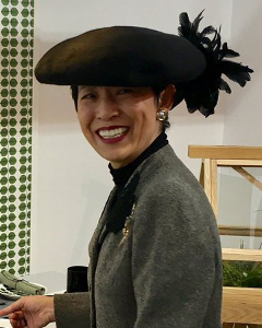 Jan 28, 2017 | Royal Hats