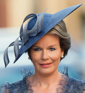 July 30, 2017 in Philip Treacy | Royal Hats