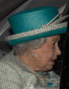 Oct 8, 2017 | Royal Hats