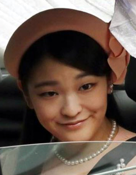 Oct 20, 2017 | Royal Hats