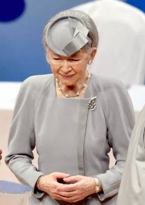 Oct 29, 2017 | Royal Hats