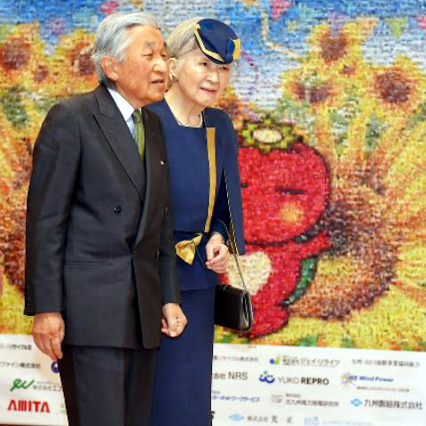 Oct 30, 2017 | Royal Hats