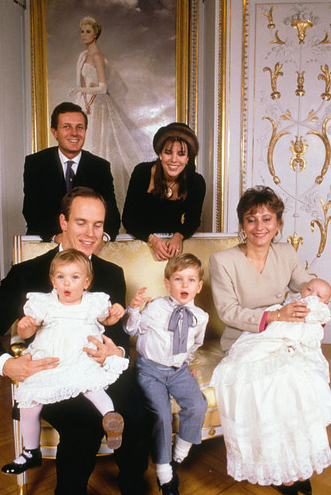 1987-12-19 Pierre Casiraghi christening 4