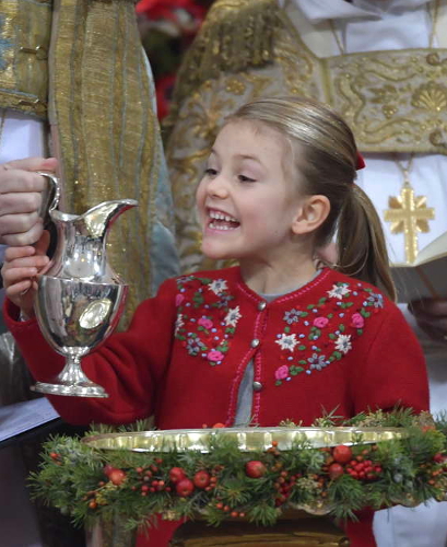 Dec 1, 2017 | Royal Hats