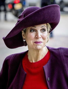 Feb 5, 2018 in Fabienne Delvigne | Royal Hats