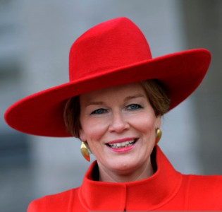 Mar 12, 2018 | Royal Hats