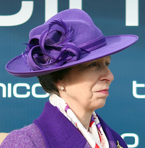 Mar 16, 2018 | Royal Hats