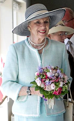 May 7, 2018 | Royal Hats