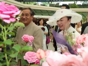 May 17, 2018 | Royal Hats