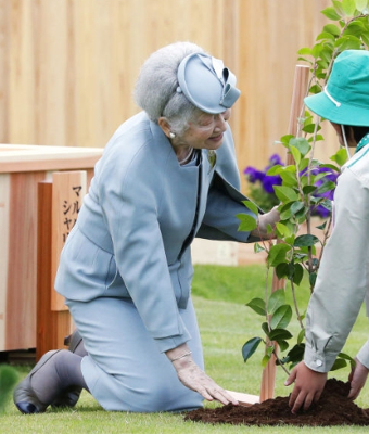 June 10, 2018 | Royal Hats