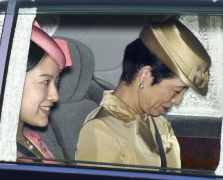 July 2, 2017 | Royal Hats