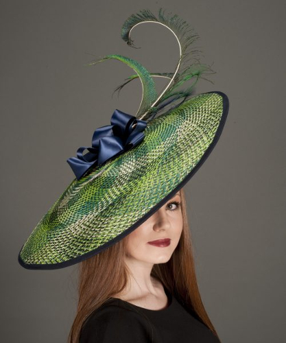 green emerald velvet dress Fascinators Headband with Feather, Women's Tea Party Hat for Cocktail,  Wedding, Fancy Dress Party (Green, One Size) at Amazon Women's Clothing  store